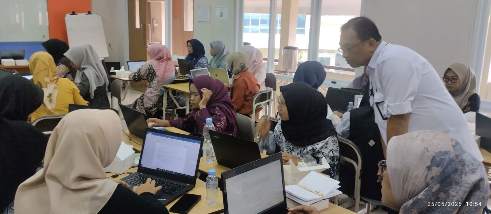 Puncak Pojok Teknologi Flipped Classroom Digelar Luring di BBGTK Jabar Kampus Dr. Cipto