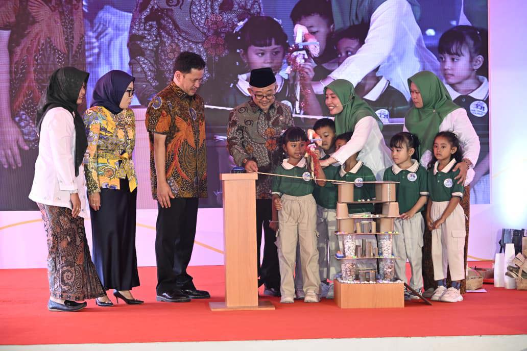 Anak-anak Belajar STEM dengan Cara yang Menyenangkan, Dari Kardu menjadi Menara Kudus