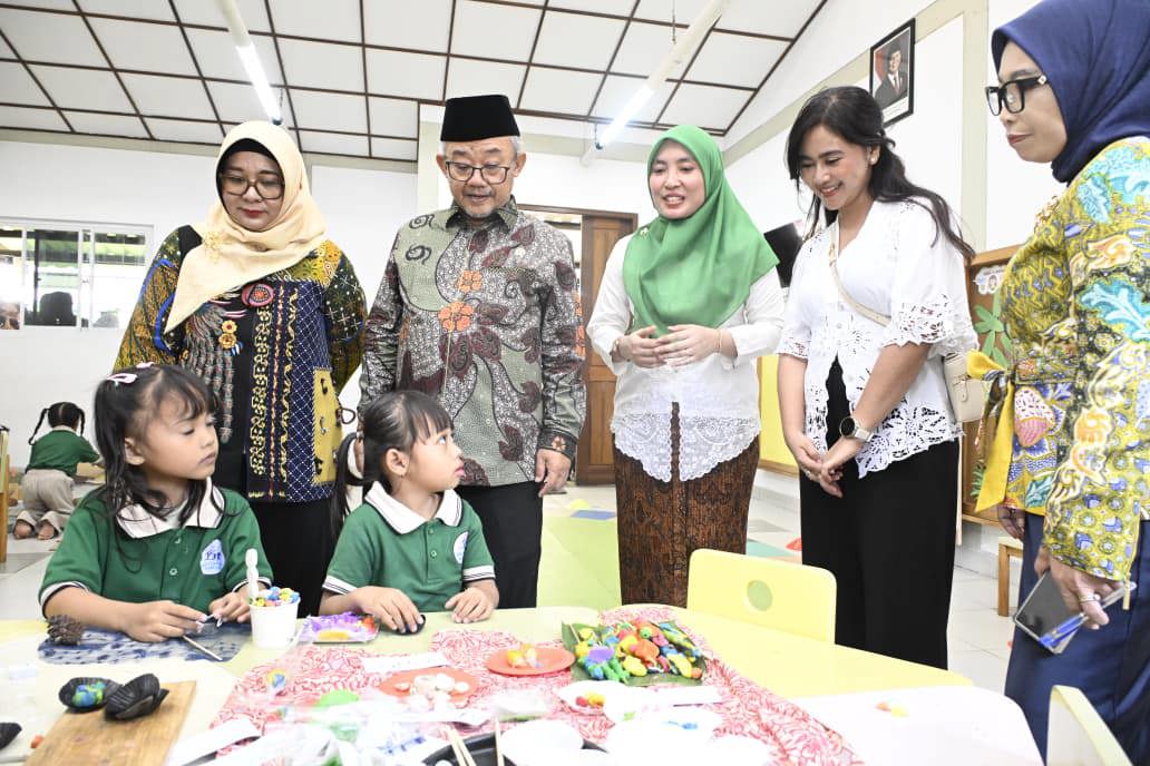 Sinergi Ekosistem Pendidikan Menyiapkan Kompetensi Guru Terapkan STEM yang Mudah dan Sederhana