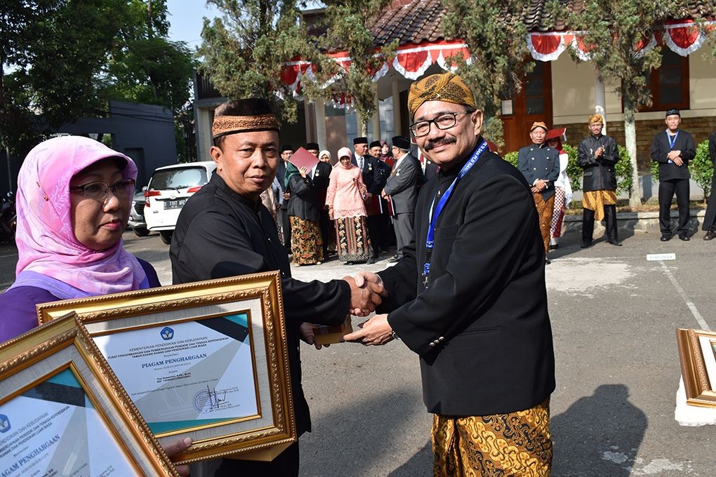 Upcara Peringatan Hari Kemerdekaan Republik Indonesia Ke 73