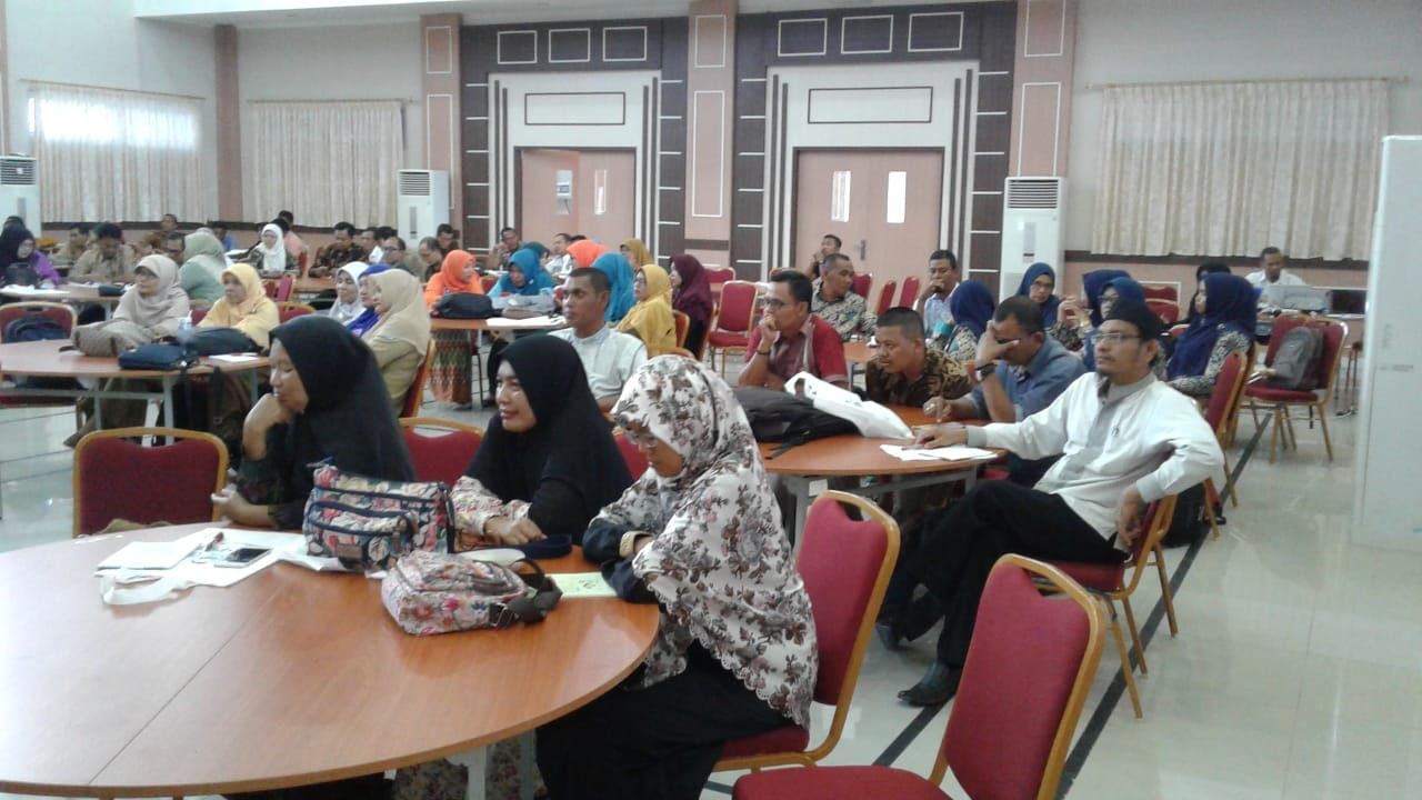 Penyegaran Instruktur Nasional PKB SD Region Aceh yang HOTs