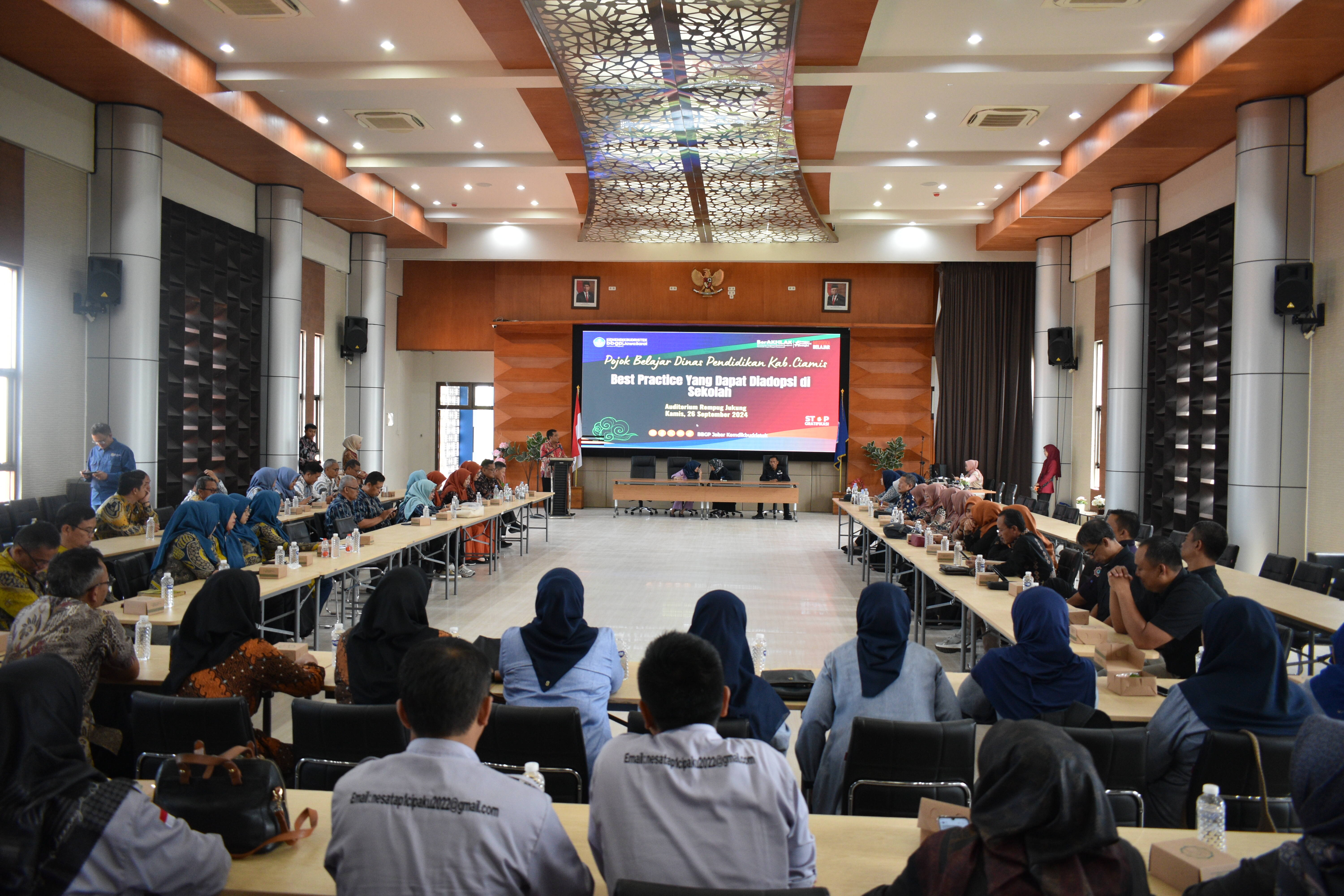 Pojok Belajar Disdik Kab. Ciamis: Penyegaran bagi Guru dan Kepala Sekolah Penggerak